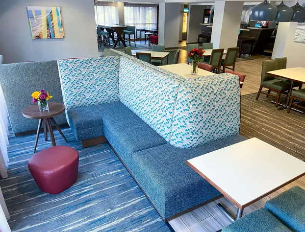 Hampton Inn Carlsbad-North San Diego County hotel detail image 3