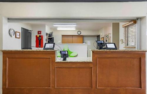 Extended Stay America Suites - Houston - Katy - I-10 hotel detail image 1