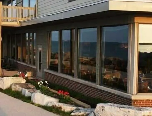 Lighthouse Inn hotel detail image 1