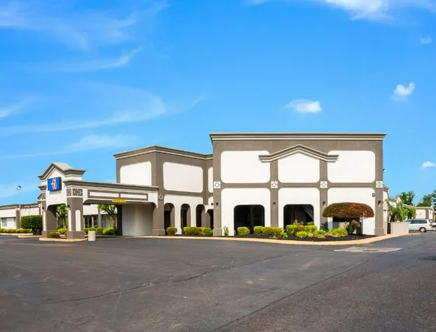 Red Carpet Inn & Suites Northeast Philadelphia hotel detail image 2