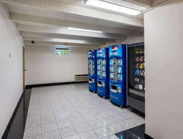 Red Carpet Inn & Suites Northeast Philadelphia hotel detail image 3