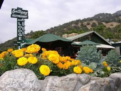 The Gateway Restaurant & Lodge hotel detail image 1