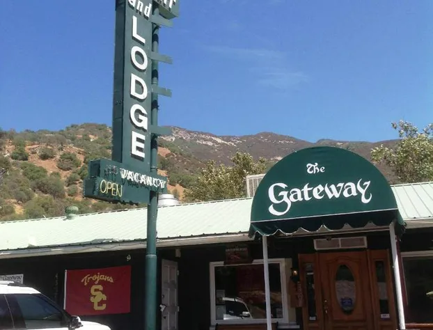 The Gateway Restaurant & Lodge hotel detail image 1