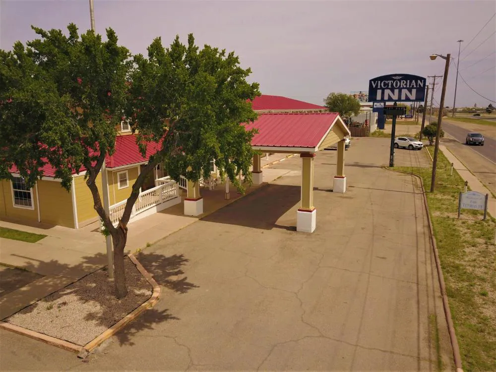 Victorian Inn hotel hero