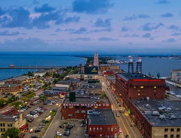 The Suites Hotel at Waterfront Plaza hotel detail image 2