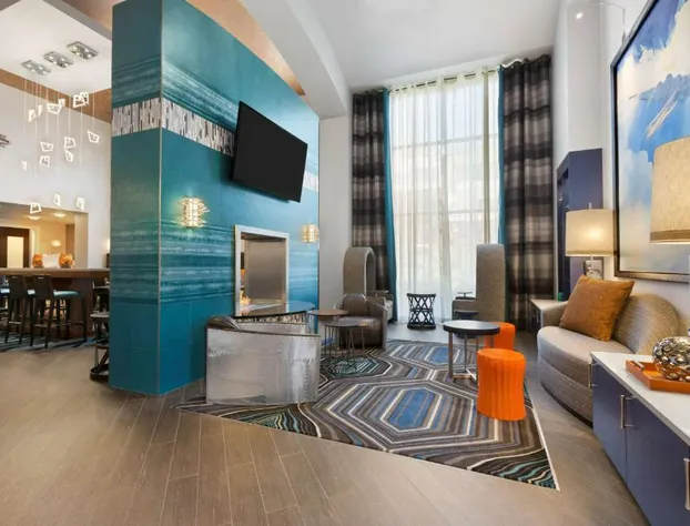 Hampton Inn & Suites Herndon-Reston hotel detail image 3