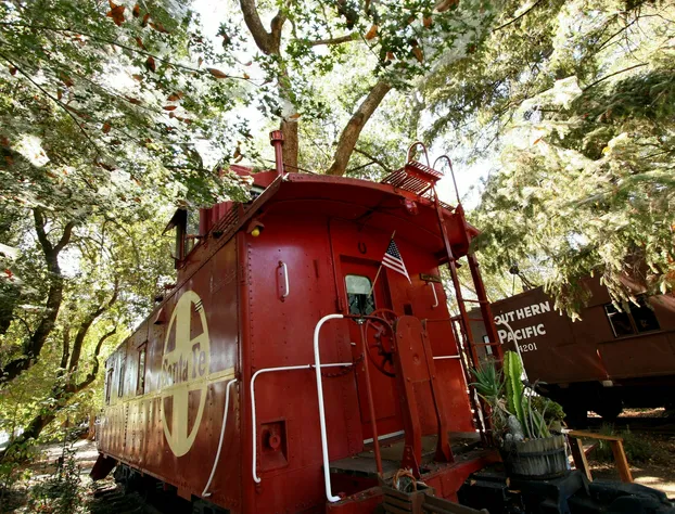 Featherbed Railroad B&B Resort hotel detail image 4