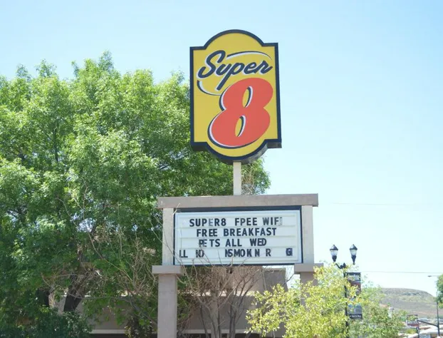 Super 8 by Wyndham St. George UT hotel detail image 3