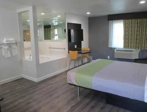 Claremont Lodge hotel detail image 3