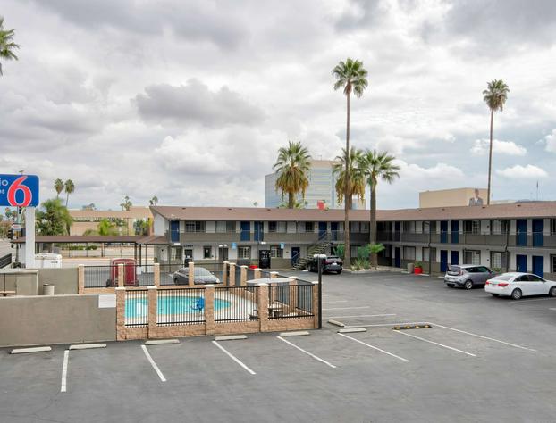 Studio 6 Suites – San Bernardino, CA hotel detail image 1