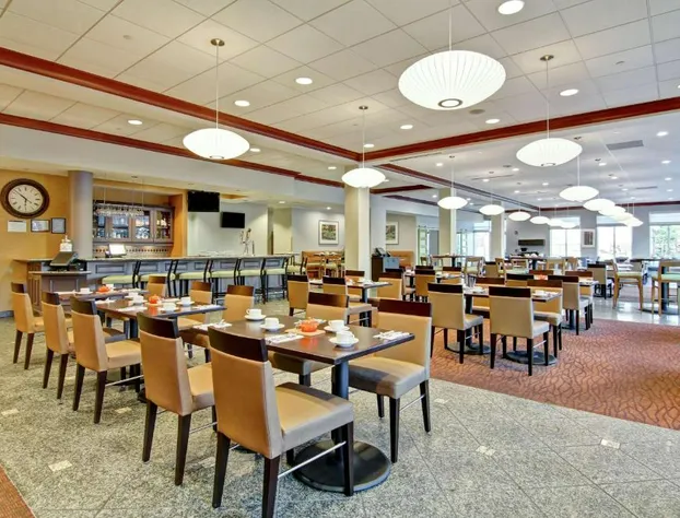 Hilton Garden Inn Ottawa Airport hotel detail image 4