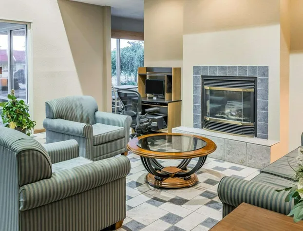 Quality Inn Kalamazoo near Wings Stadium hotel detail image 2