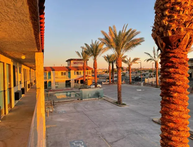 Sway Hotel Lake Havasu hotel detail image 2