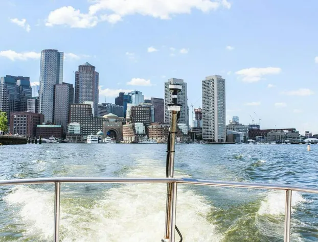 Renaissance® Boston Seaport District hotel detail image 3