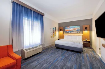 La Quinta Inn & Suites by Wyndham St. George hotel detail image 3