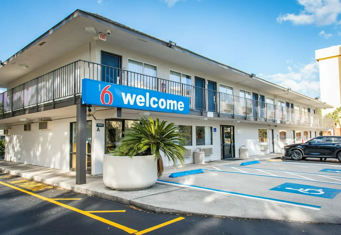 Motel 6 Kissimmee, FL - Orlando hotel hero
