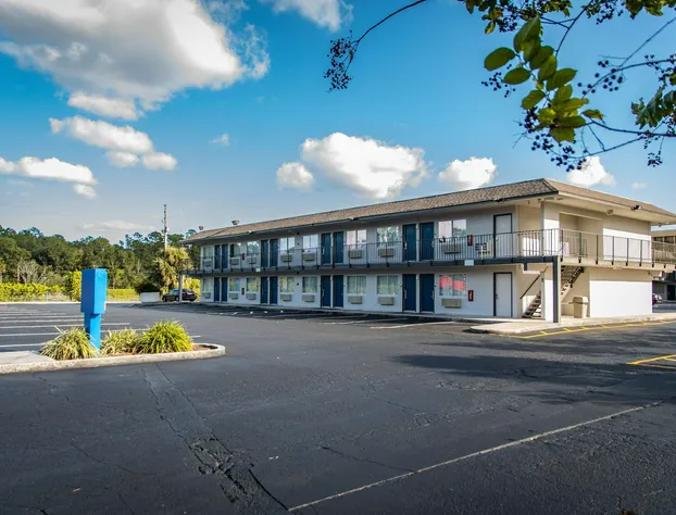 Motel 6 Kissimmee, FL - Orlando hotel detail image 3