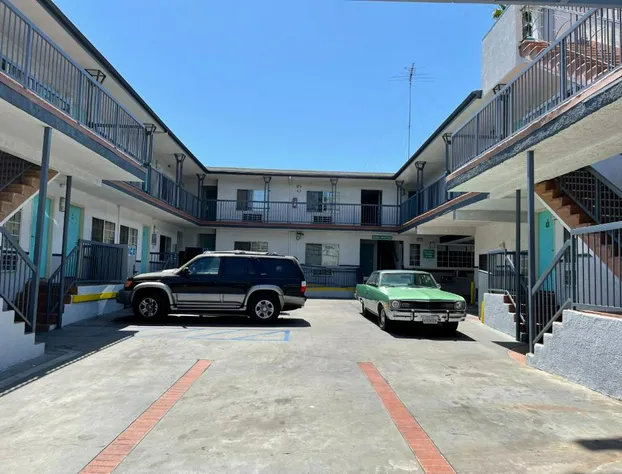 Hollywood Guest Inn hotel detail image 1