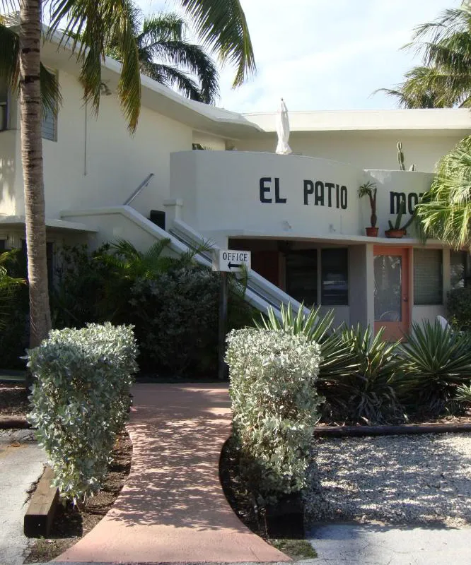 El Patio Motel hotel hero