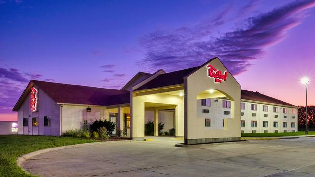 Red Roof Inn Holton hotel detail image 1