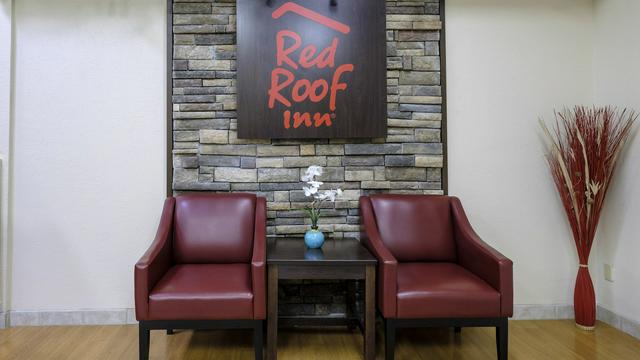 Red Roof Inn Holton hotel detail image 3