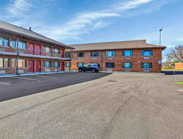 Bridgeview Inn Chicago Area hotel detail image 1