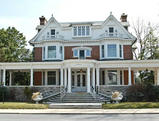 The Albanus Phillips Inn hotel detail image 2