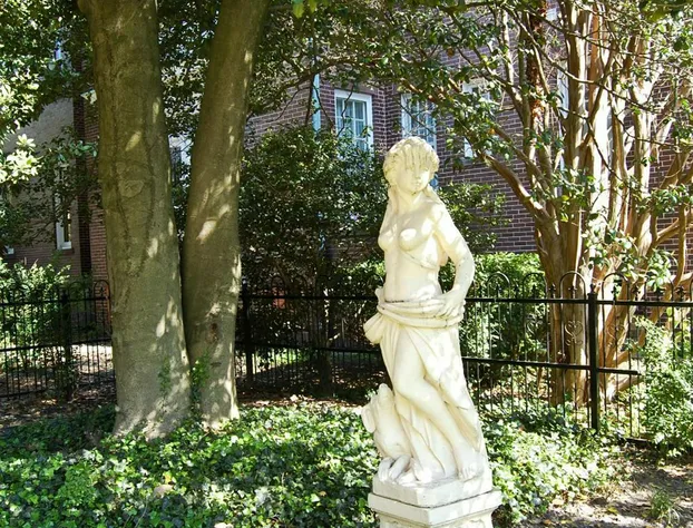 The Albanus Phillips Inn hotel detail image 3