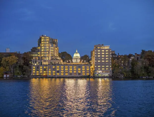 The Edgewater hotel detail image 1