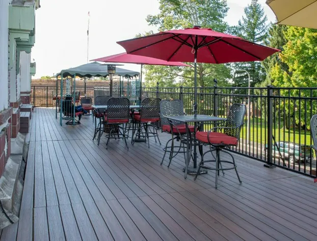 Centralia Square Grand Ballroom and Vintage Hotel (We are one of the only hotels located in downtown Centralia) hotel detail image 2