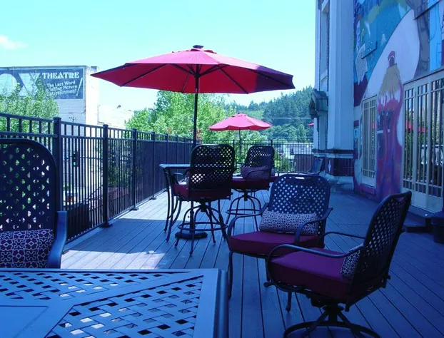 Centralia Square Grand Ballroom and Vintage Hotel (We are one of the only hotels located in downtown Centralia) hotel detail image 3