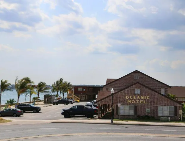 Oceanic Motel hotel detail image 2