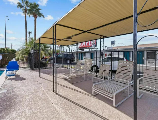 American Executive Inn hotel detail image 3