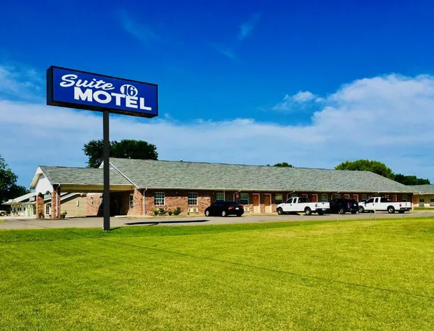 Suite 16 Motel hotel detail image 1