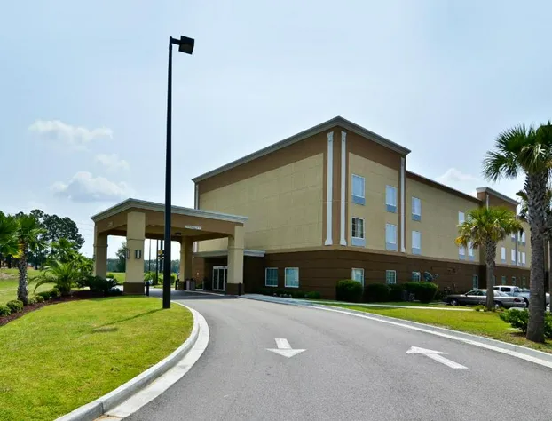 Best Western Plus Brunswick Inn & Suites hotel detail image 2