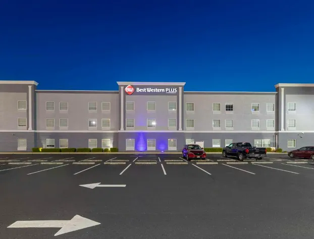 Best Western Plus Brunswick Inn & Suites hotel detail image 3