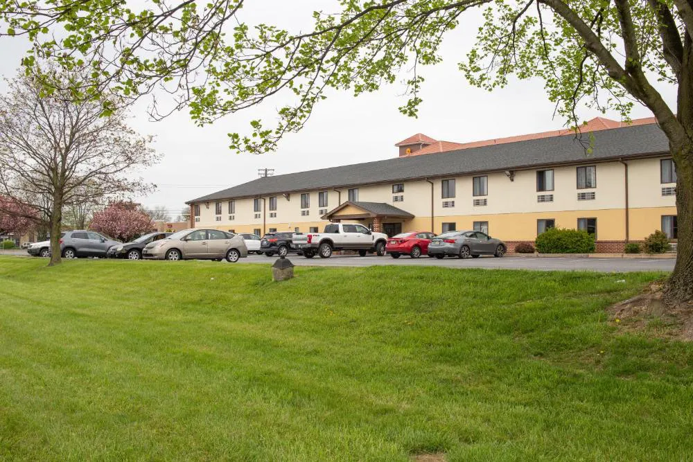 Eastbrook Inn hotel hero