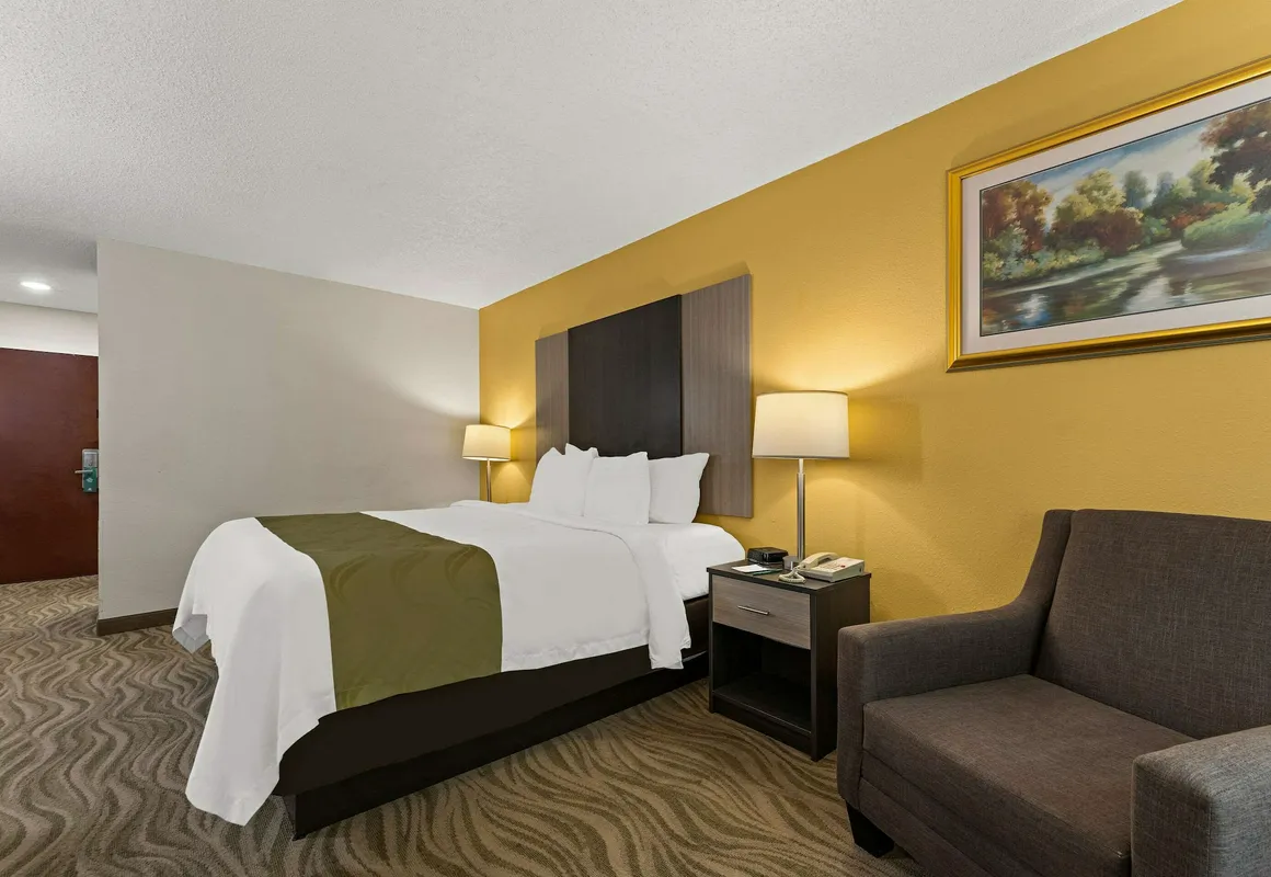 Quality Inn Sandersville hotel hero