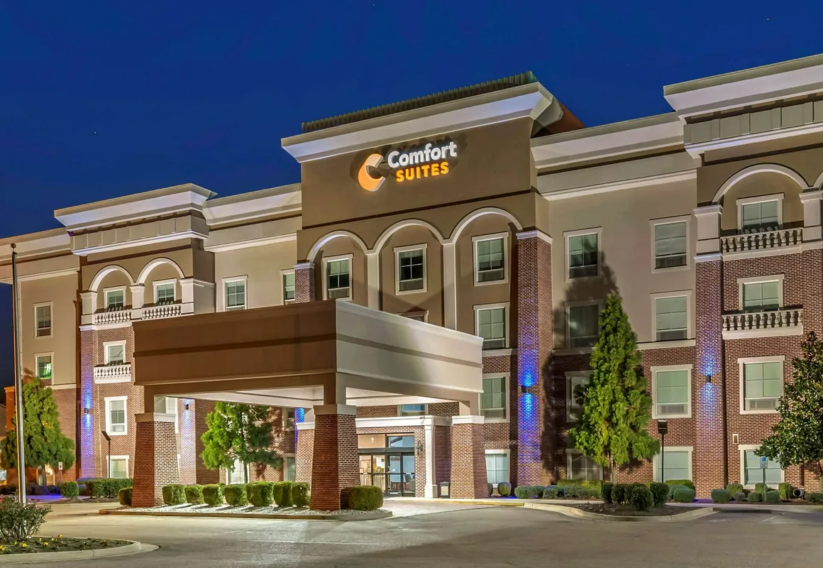 Comfort Suites West Memphis I-40 I-55 hotel hero