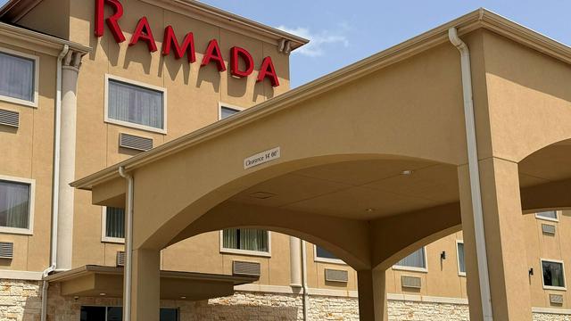 Ramada by Wyndham College Station hotel detail image 3