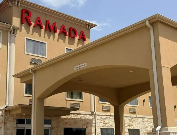 Ramada by Wyndham College Station hotel detail image 2