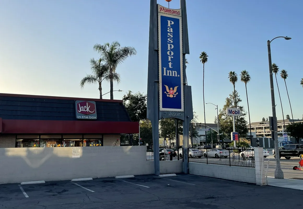 Passport Inn Pomona hotel hero