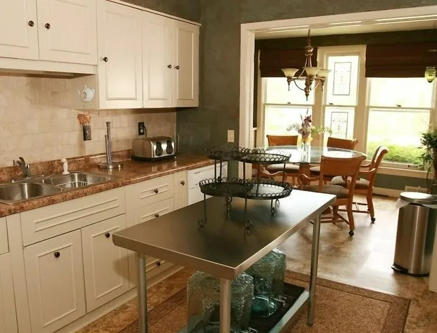 The Hiding Place B&B hotel detail image 3