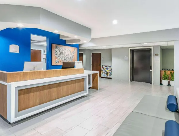 Microtel Inn & Suites by Wyndham Austin Airport hotel detail image 4