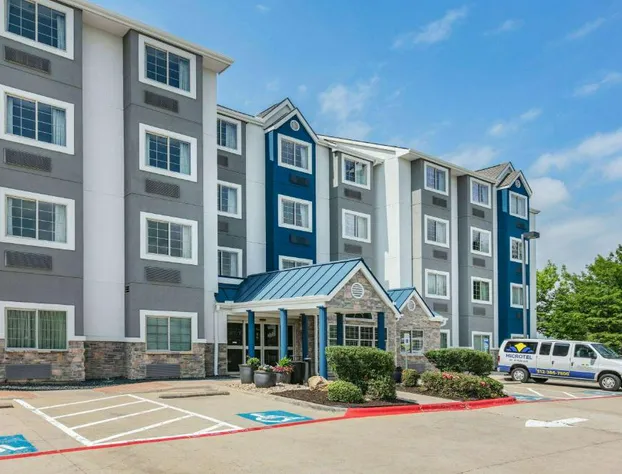 Microtel Inn & Suites by Wyndham Austin Airport hotel detail image 3