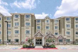 Microtel Inn & Suites by Wyndham Austin Airport hotel detail image 4