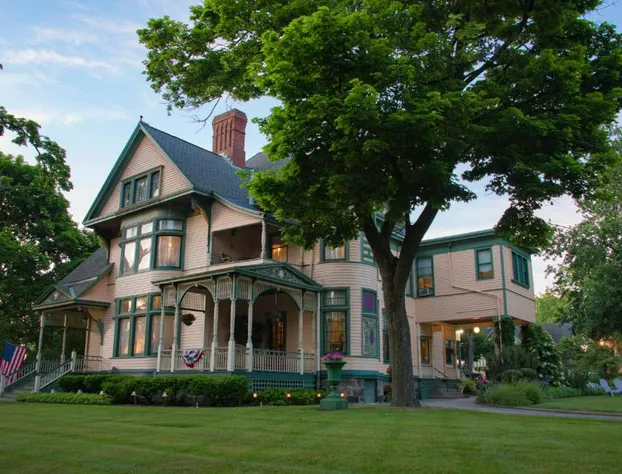 Oliver Inn Bed and Breakfast hotel detail image 2