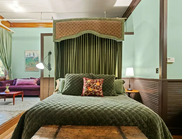 Mccloud Mercantile Hotel hotel detail image 3