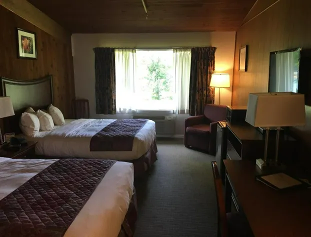 Tygart Lake Lodge hotel detail image 3