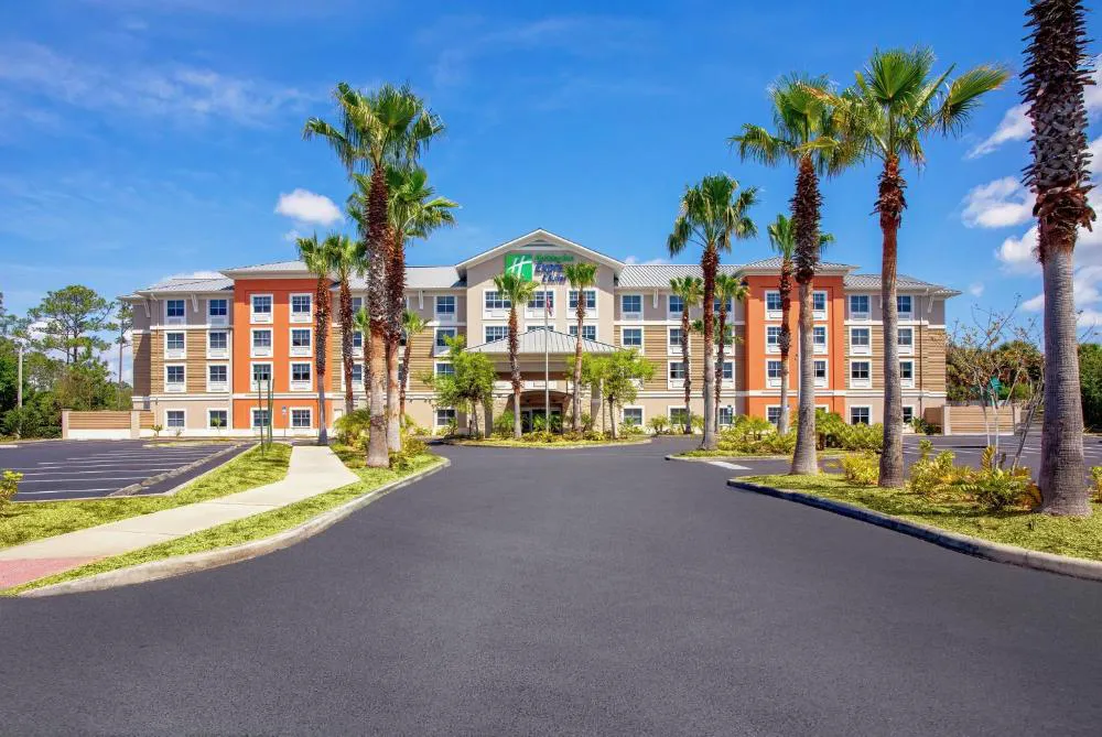 Holiday Inn Express & Suites Palm Coast I95 by IHG hotel hero